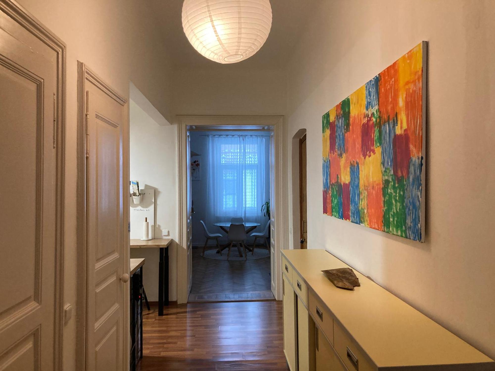 Downtown 3 Bdr Charm - Walk To All Attractions Братислава Екстериор снимка